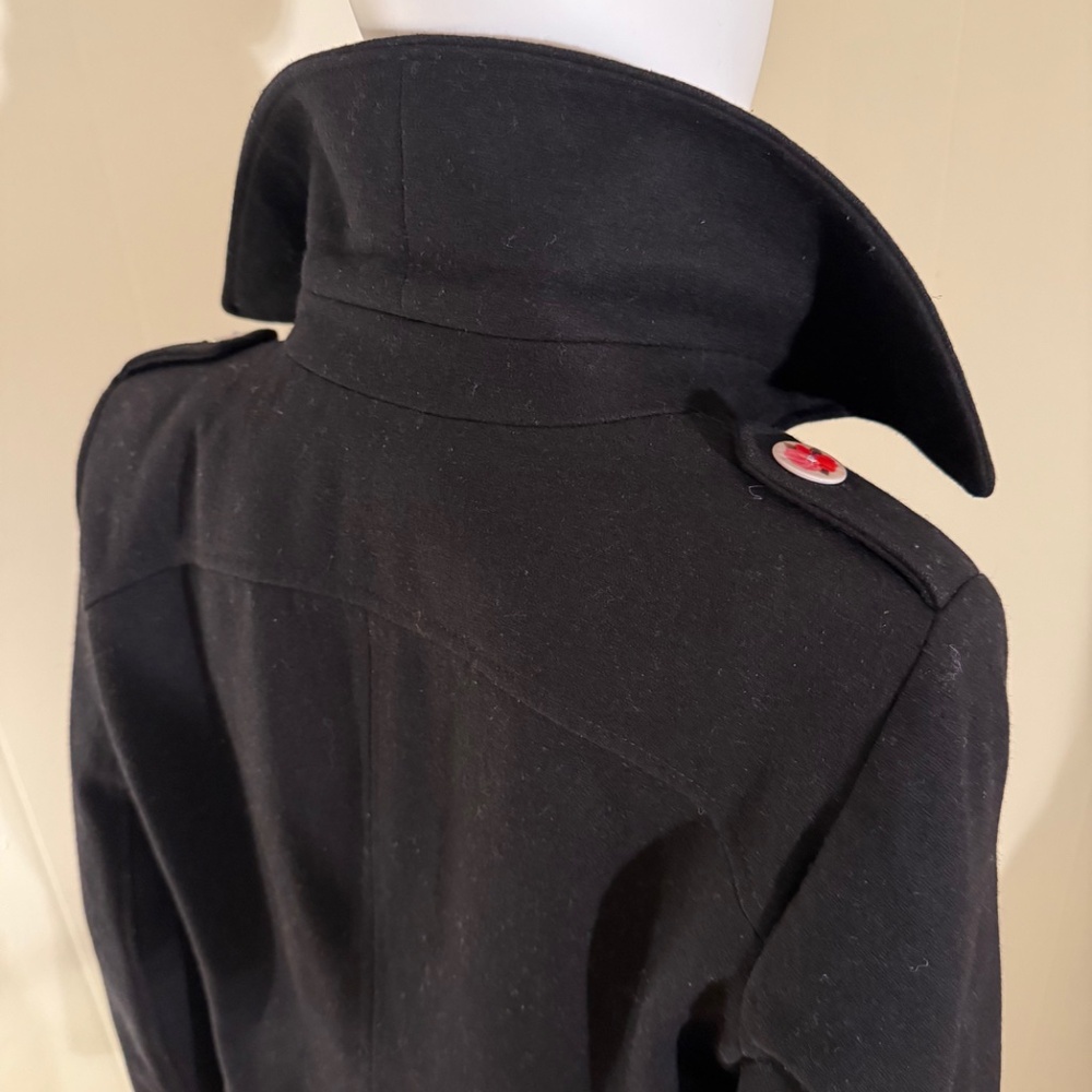 OOAK Michael Kors, sz 8 Double-Breasted Black Wool Coat with Rose Button Detail - Picture 5 of 10